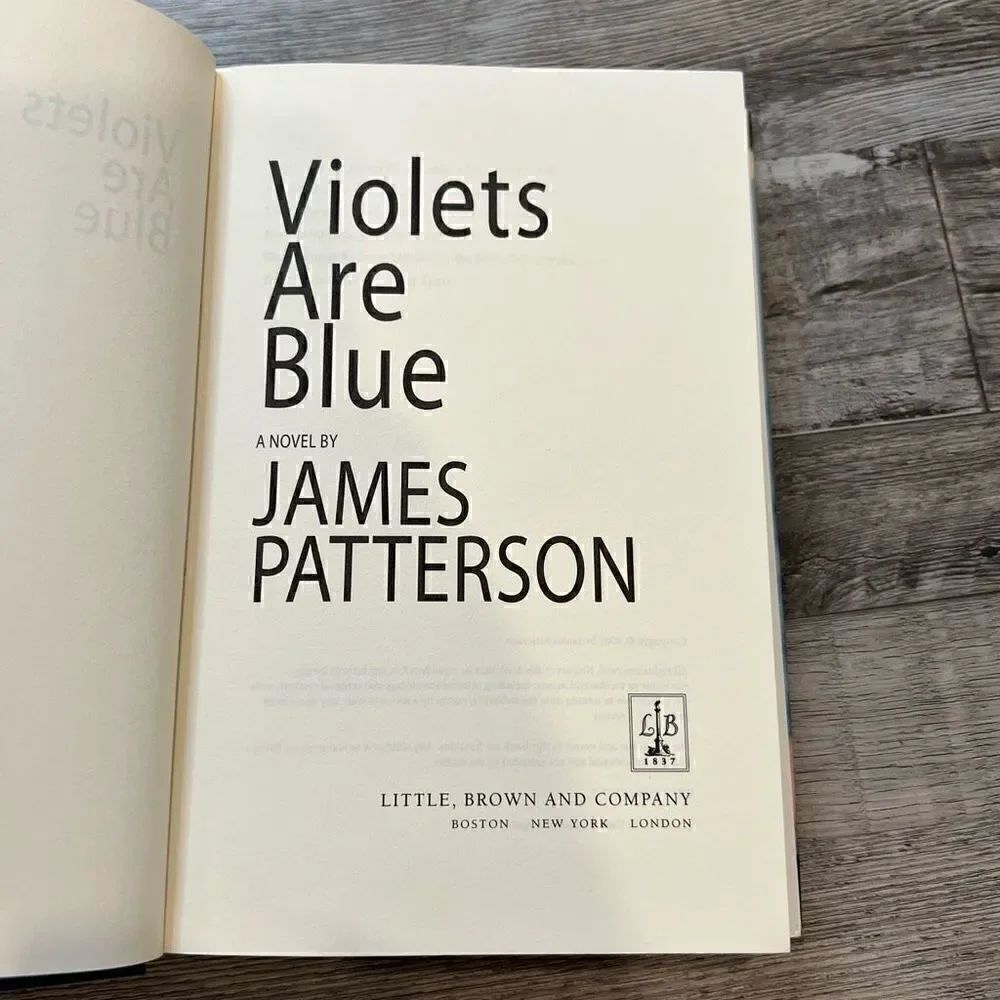 James Patterson Violets are Blue hardback - Picture 3 of 5